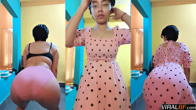 Indian girl cute dress twerks hips on live call fans go crazy